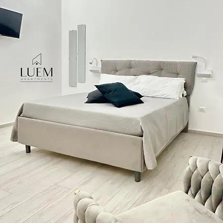 Luem Semesterbostad Lecce