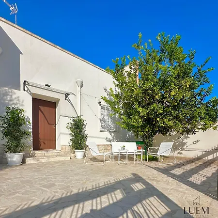 Luem Semesterbostad *